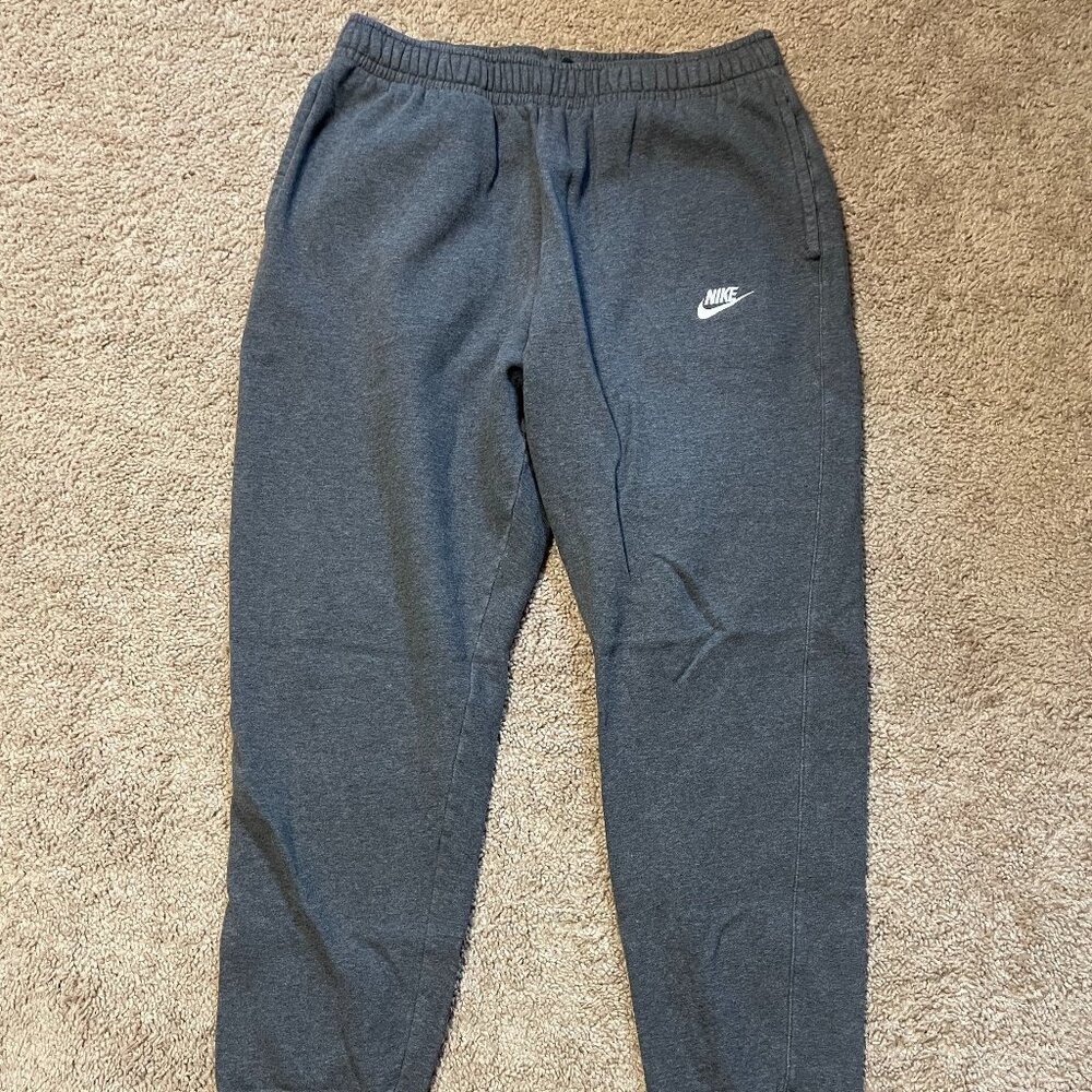Nike Club Fleece Joggers